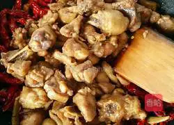 Illustration of how to make spicy chicken nuggets 13