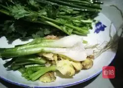 Illustration of how to make Sichuan-style chicken 4