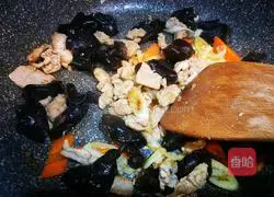 Illustration of how to make Mushu Pork 7