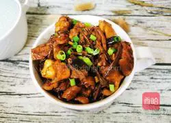 Illustration of how to make braised chicken with tea tree mushrooms 8