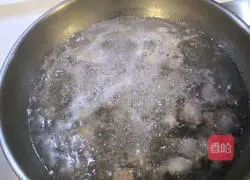 Illustration of Northeastern Beef Stew with White Radish 5