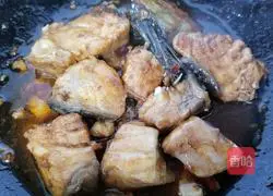 Illustration of spicy grass carp recipe 11