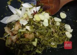 Illustration of how to make braised meatballs with pickles 3