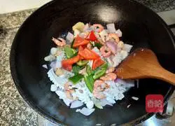 Seafood Curry Recipe Illustration 9