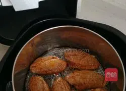 Illustration of how to make oil-free chicken wings 7