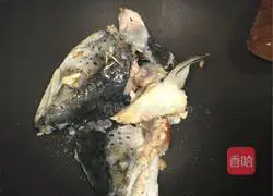 Illustration of how to make fish head and tofu soup 2