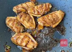 Illustration of how to make Coke Chicken Wings 8