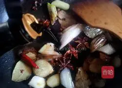 Illustration of how to make soy sauce bones 11