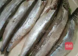 Illustration of how to make multi-flavored spring fish 2