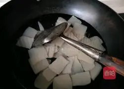 Illustration of how to make fried konjac duck 4