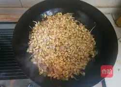 Illustration of how to make fried meat with bean sprouts 5