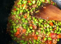 Illustration of how to make fried minced meat with edamame rice 18