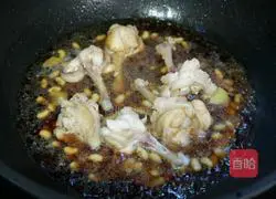 Soybean Braised Chicken Hammer Recipe Illustration 8