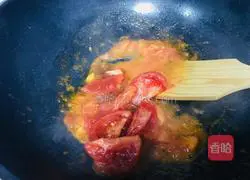 Illustration of how to stir-fry cauliflower with tomatoes 12