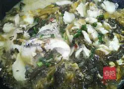 Illustration of how to make pickled fish 8