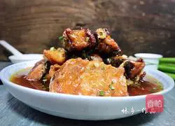 Illustration of how to steam cured fish with lotus leaves 16