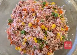 Illustration of how to make salted egg glutinous rice 3