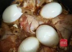 Illustration of how to make chicken legs and eggs in rice cooker 3