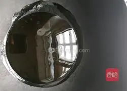 Illustration of how to make fried lotus root slices with meat 4