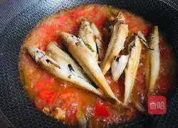 Illustration of how to make tomato sardines 10