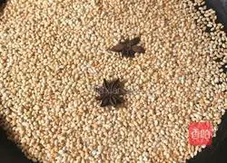 Illustration of how to make rice noodles and meat with the taste of childhood 2