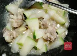 Illustration of how to braise winter melon with tube bones 13
