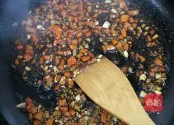 Illustration of how to make steamed watermelon with garlic 7