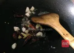 Illustration of how to make spicy crayfish 2