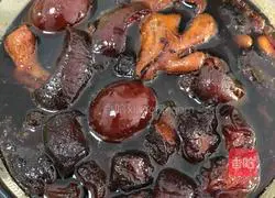 Illustration of how to make sweet vinegar pig's feet and ginger 15