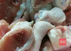 Illustration of how to make beer mushroom chicken 1