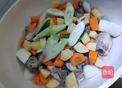 Illustration of Korean Braised Pork Ribs 6