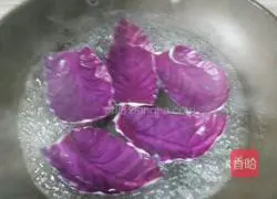 Illustration of how to make cashew squid flowers 5