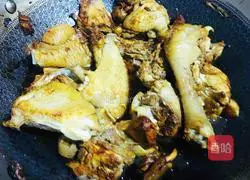 Illustration of how to make chicken stewed with mushrooms 7