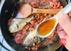 Illustration of Braised Tofu with Yellow Croaker in Tomato Sauce 10