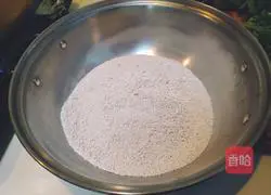 Illustration of Hakka Pearl Round Making 2