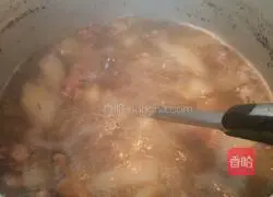 Illustration of how to make beef brisket stewed with radish 7