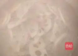 Illustration of how to make spicy fried lotus root slices 5