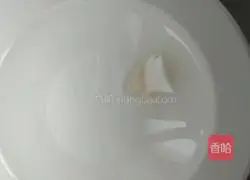 Illustration of how to make fish ball soup 10