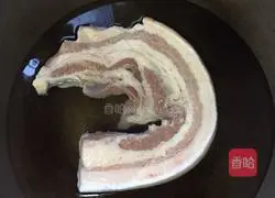 Illustration of how to make braised pork with pickles 2