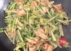 Illustration of how to cook pork belly with parsley 6