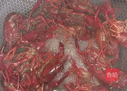 Illustration of how to make garlic crayfish 2