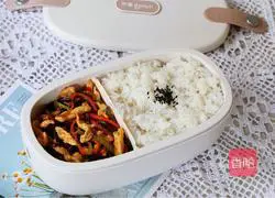 Illustration of how to make fish-flavored shredded chicken bento 12
