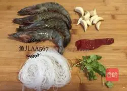 Garlic vermicelli with open back shrimp Practice illustration 1