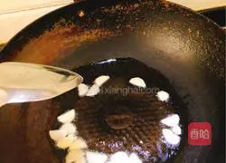 Illustration of how to make green pepper and king oyster mushroom 2