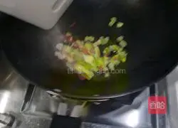 Illustration of how to make spicy fried clams 3