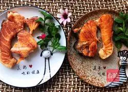 Illustration of how to make pan-fried salmon 11