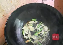 Illustration of how to make stir-fried pork ribs 3