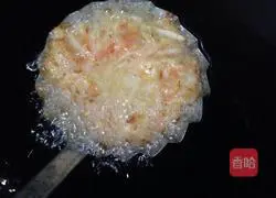 Illustration of how to make shredded radish cake 6