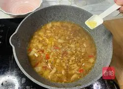 Illustration of how to make potato and minced meat rice 9