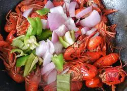 Spicy crayfish recipe 10